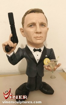 Daniel Craig as James Bond by Mike K. Viner